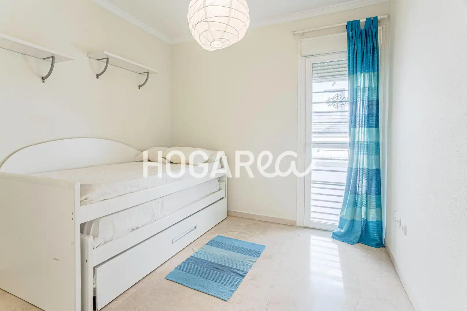 Habitación de Casa adosada en venta en Málaga con Aire acondicionado, Calefacción y Terraza