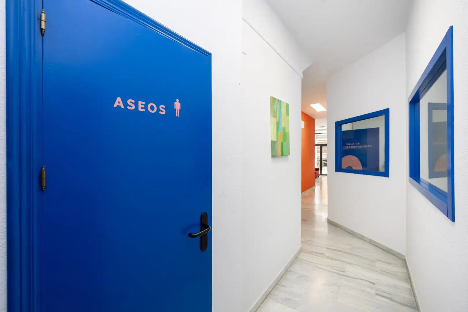 Business premises for sale in Calle Cisne 10, imagen 23