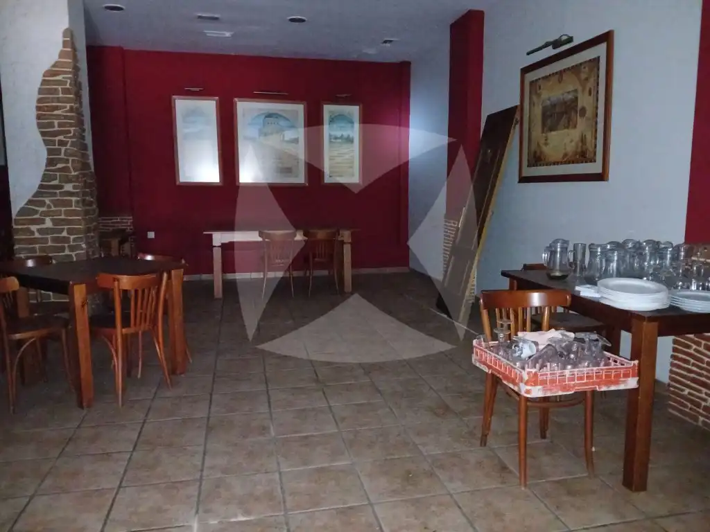 Local en venta en Calle Araucaria De La, Maria Auxiliadora - Barriada de Llera