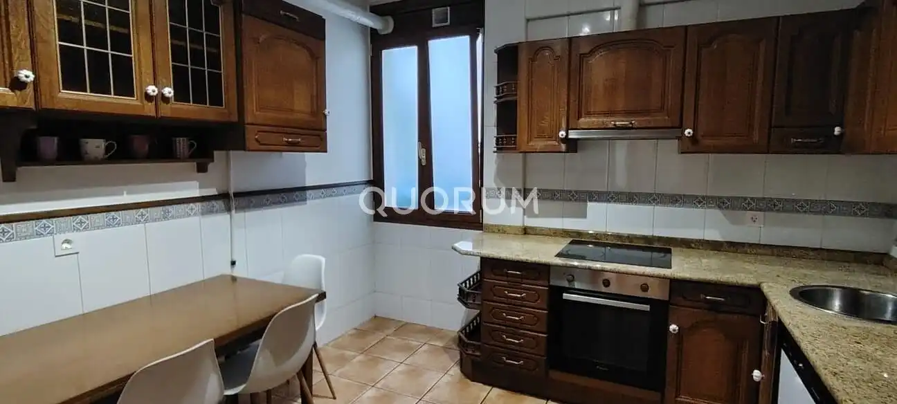 Cocina de Piso de alquiler en Bilbao  con Calefacción y Amueblado