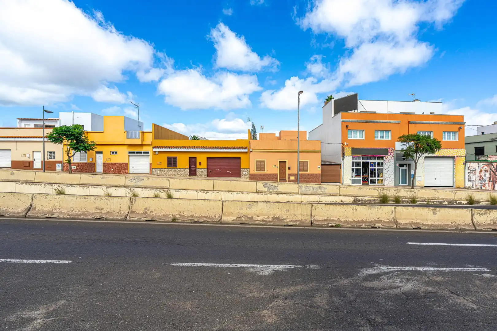 Vista exterior de Casa adosada en venta en San Cristóbal de la Laguna con Jardín privado, Terraza y Trastero