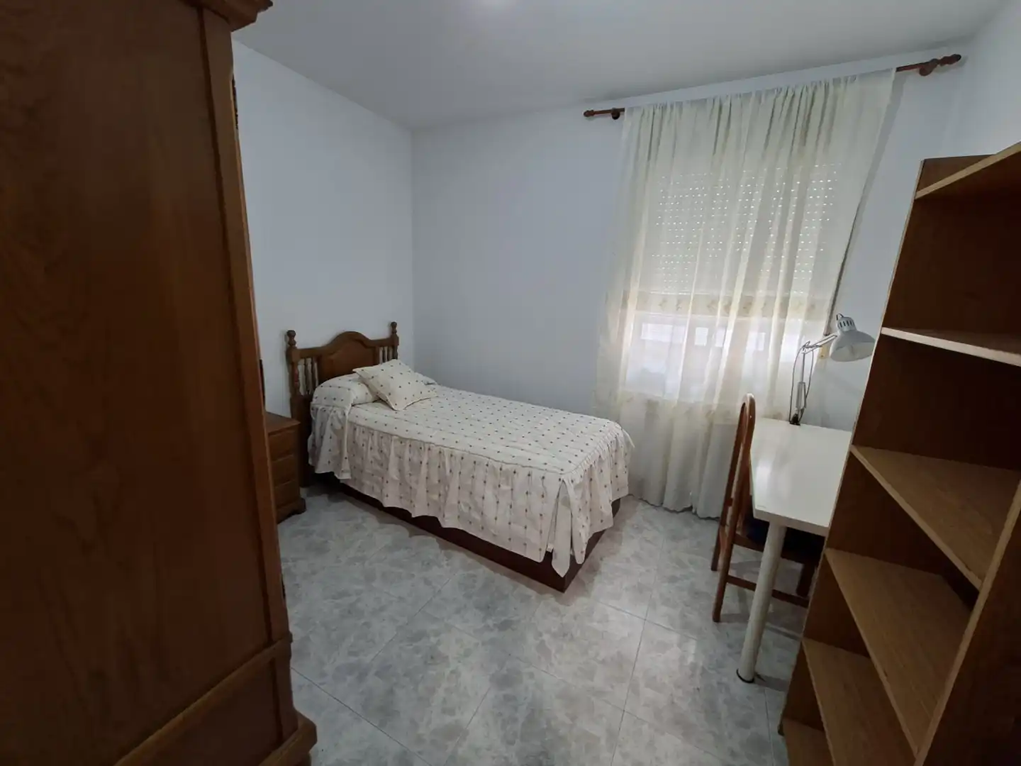Habitación de Piso de alquiler en Plasencia con Aire acondicionado, Calefacción y Terraza