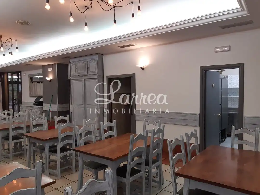Local en venta en Amorebieta-Etxano con Amueblado