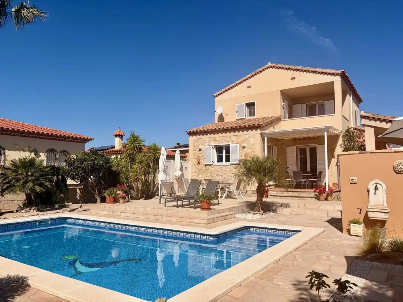 Piscina de Casa o chalet en venta en Mont-roig del Camp con Aire acondicionado, Jardín privado y Terraza
