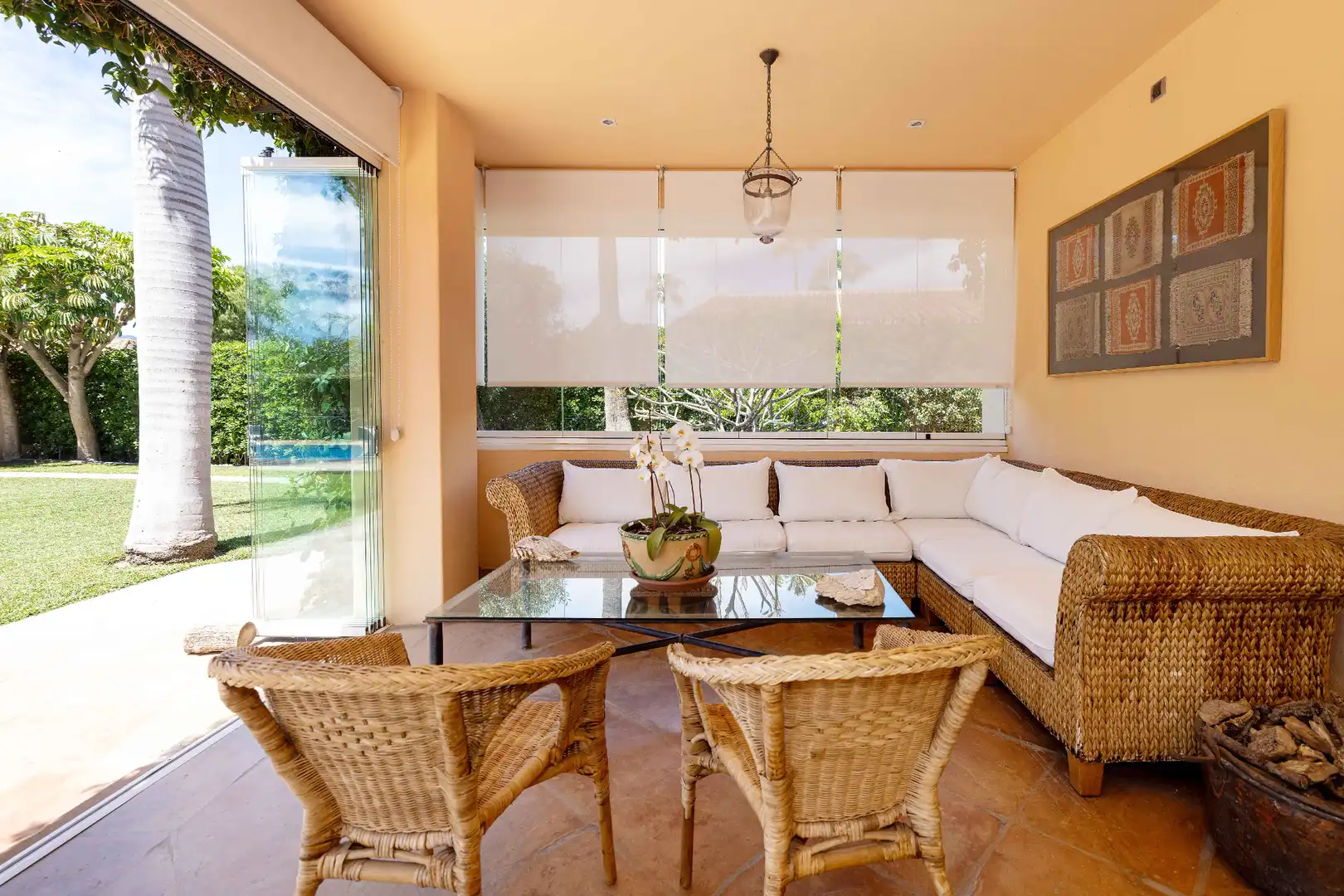 Terrassa de Casa o xalet en venda en Málaga amb Aire condicionat, Calefacció i Jardí privat
