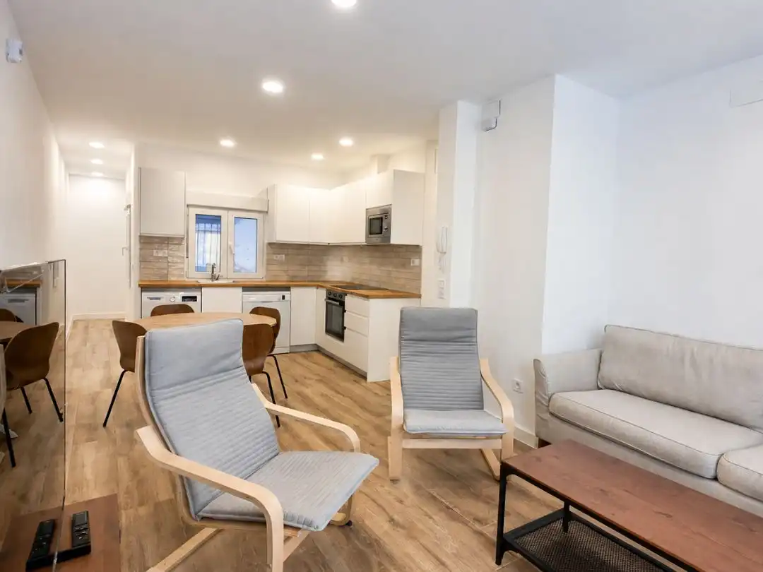 Flat to rent in Calle del Oso 12, imagen 5