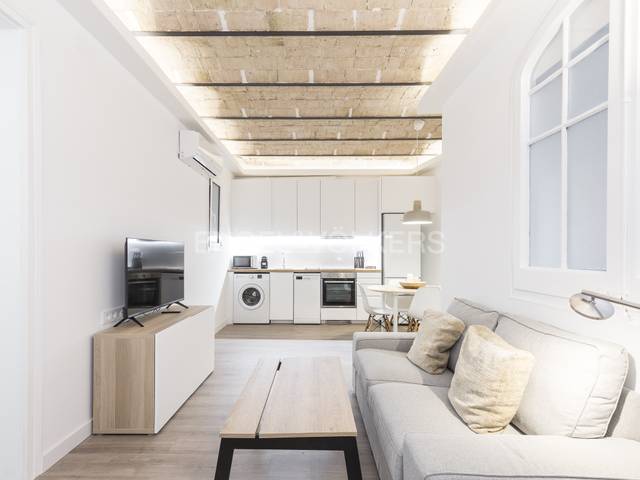 Apartamento en Alquiler en El Poble Sec - Parc de Montjuïc