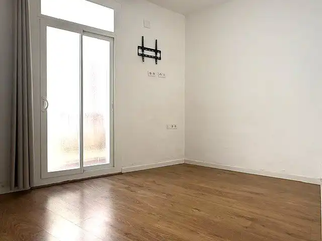 Sala d'estar de Pis en venda en Sant Boi de Llobregat amb Aire condicionat, Calefacció i Parquet