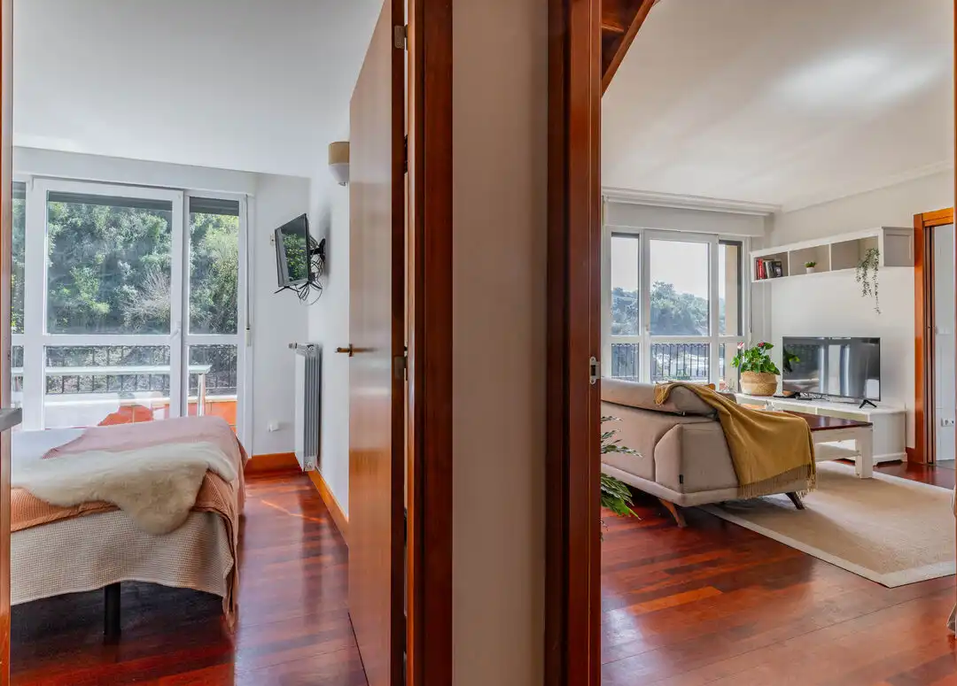 Habitación de Dúplex en venta en Orio con Calefacción, Terraza y Balcón