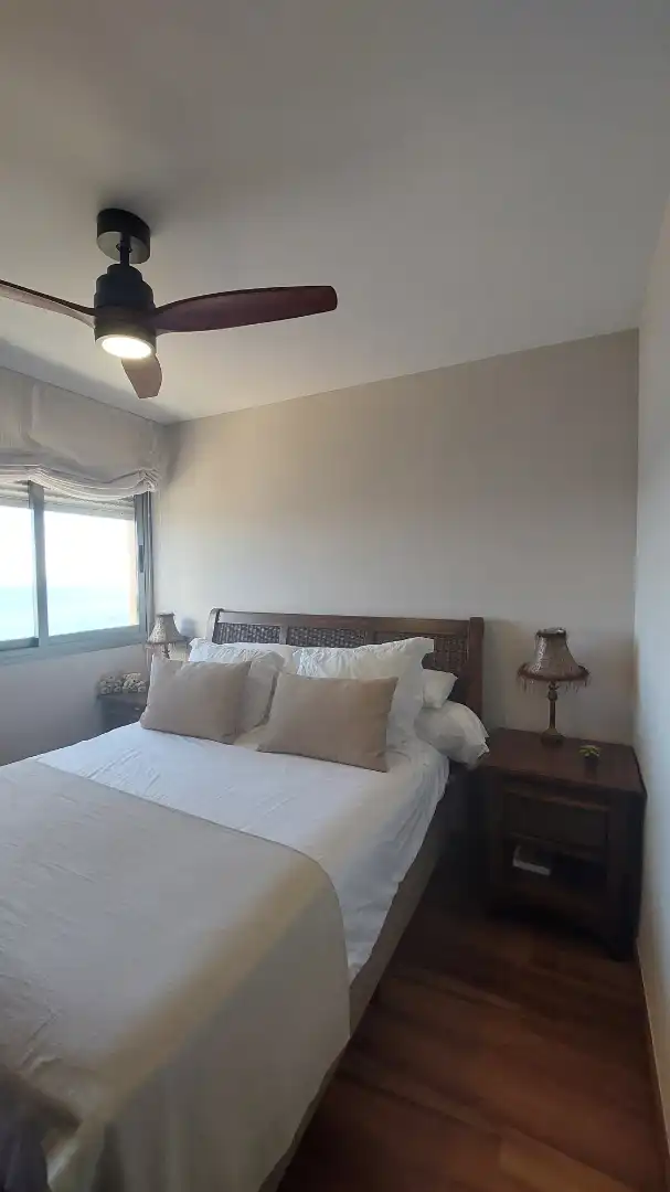 Dormitori de Apartament en venda en La Manga del Mar Menor amb Terrassa, Moblat i Forn