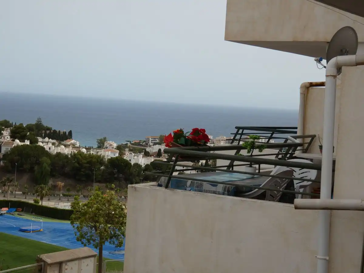 Terraza de Piso en venta en Nerja con Calefacción, Terraza y Trastero