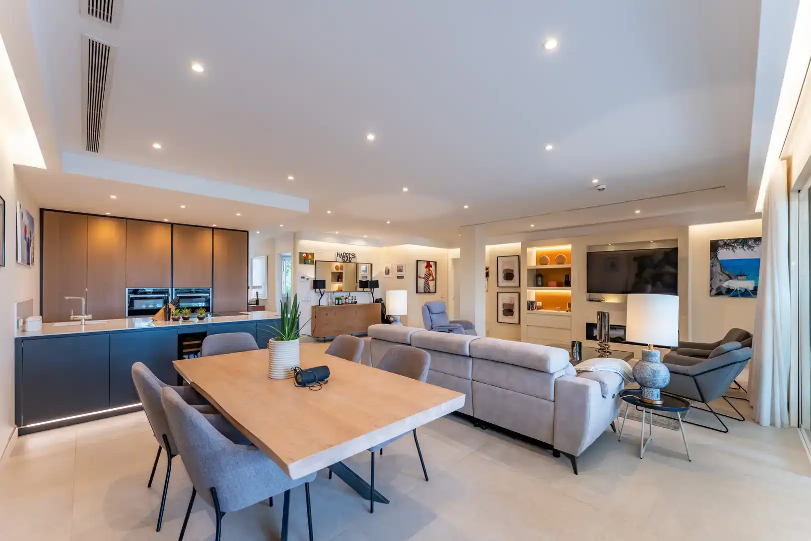 Sala de estar de Piso en venta en Estepona con Aire acondicionado, Piscina y Balcón