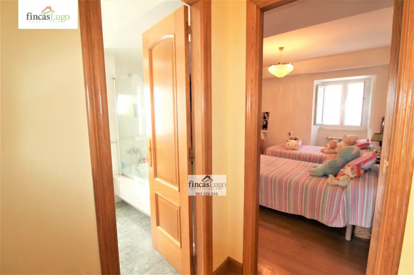 Habitación de Casa o chalet en venta en Lugo con Jardín privado, Terraza y Trastero