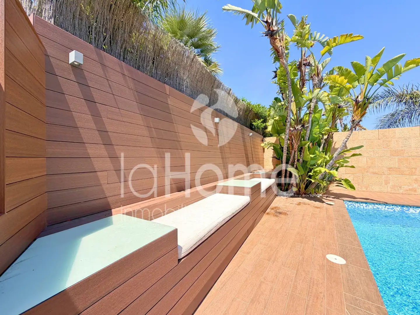 Terraza de Casa o chalet en venta en Paterna con Aire acondicionado, Calefacción y Jardín privado