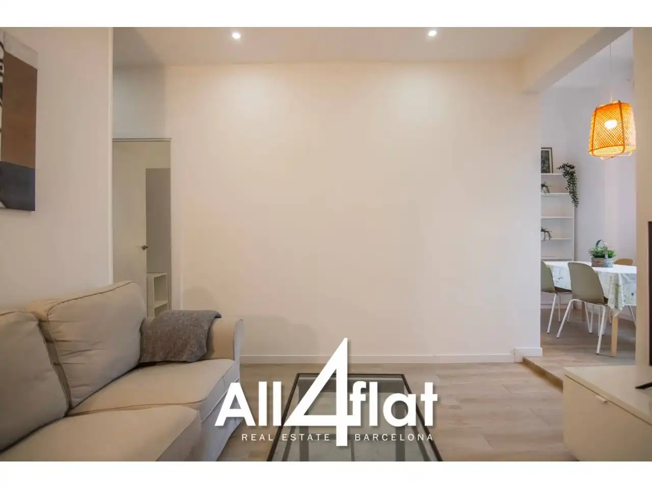 Bedroom of Flat for rent in Barcelona  with Furnished and Alarm