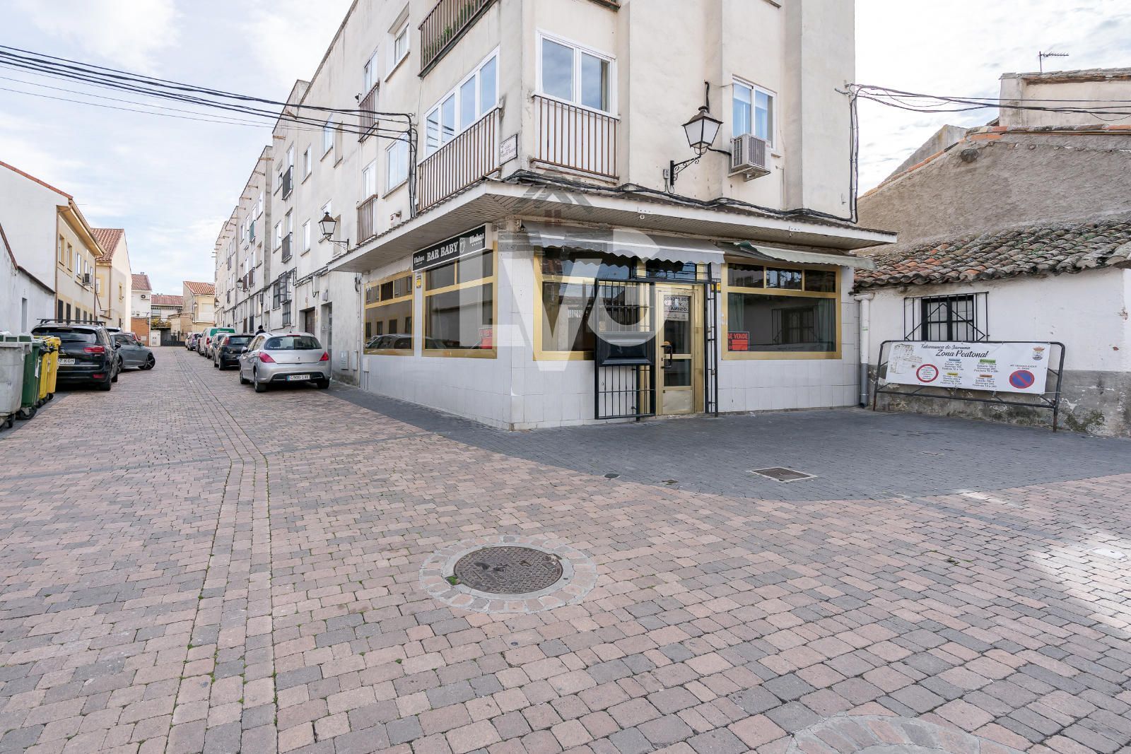 Vista exterior de Local de lloguer en Talamanca de Jarama amb Terrassa