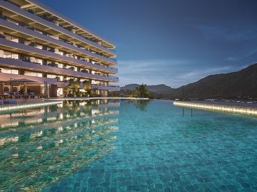 Apartamento con ascensor en venta en Estepona Pueblo