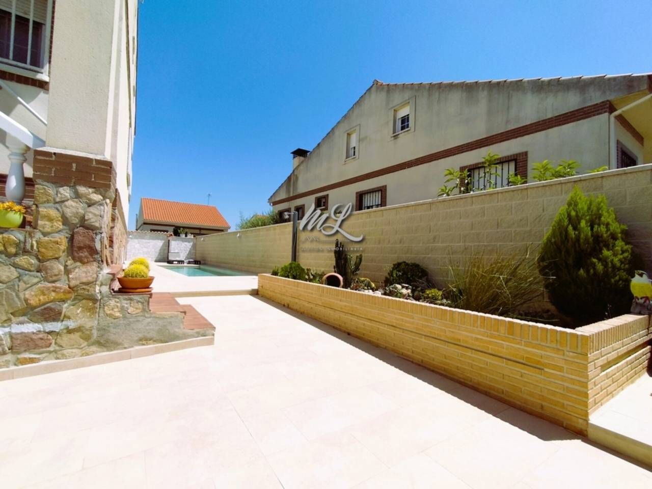 Exterior view of House or chalet for sale in Las Ventas de Retamosa  with Heating, Private garden and Terrace