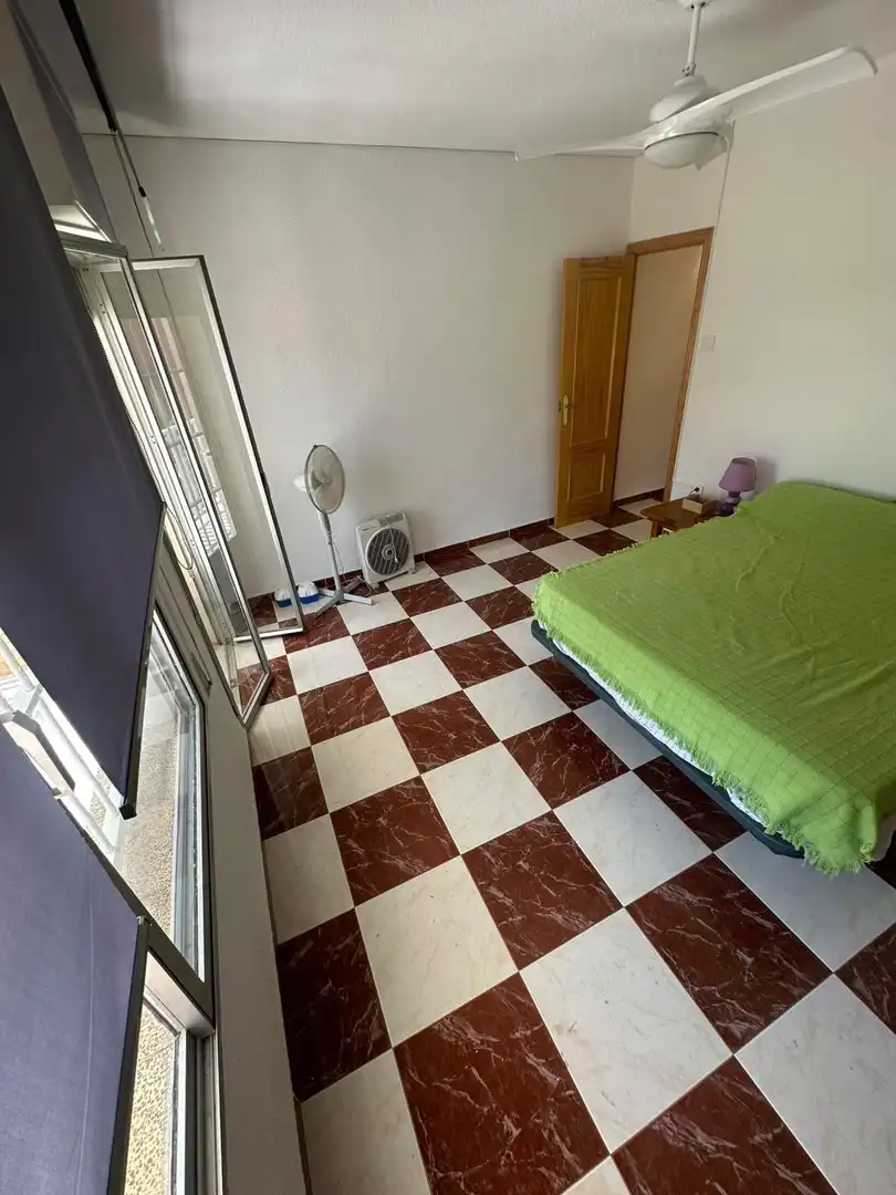 Habitación de Dúplex de alquiler en Cartagena con Calefacción, Terraza y Amueblado