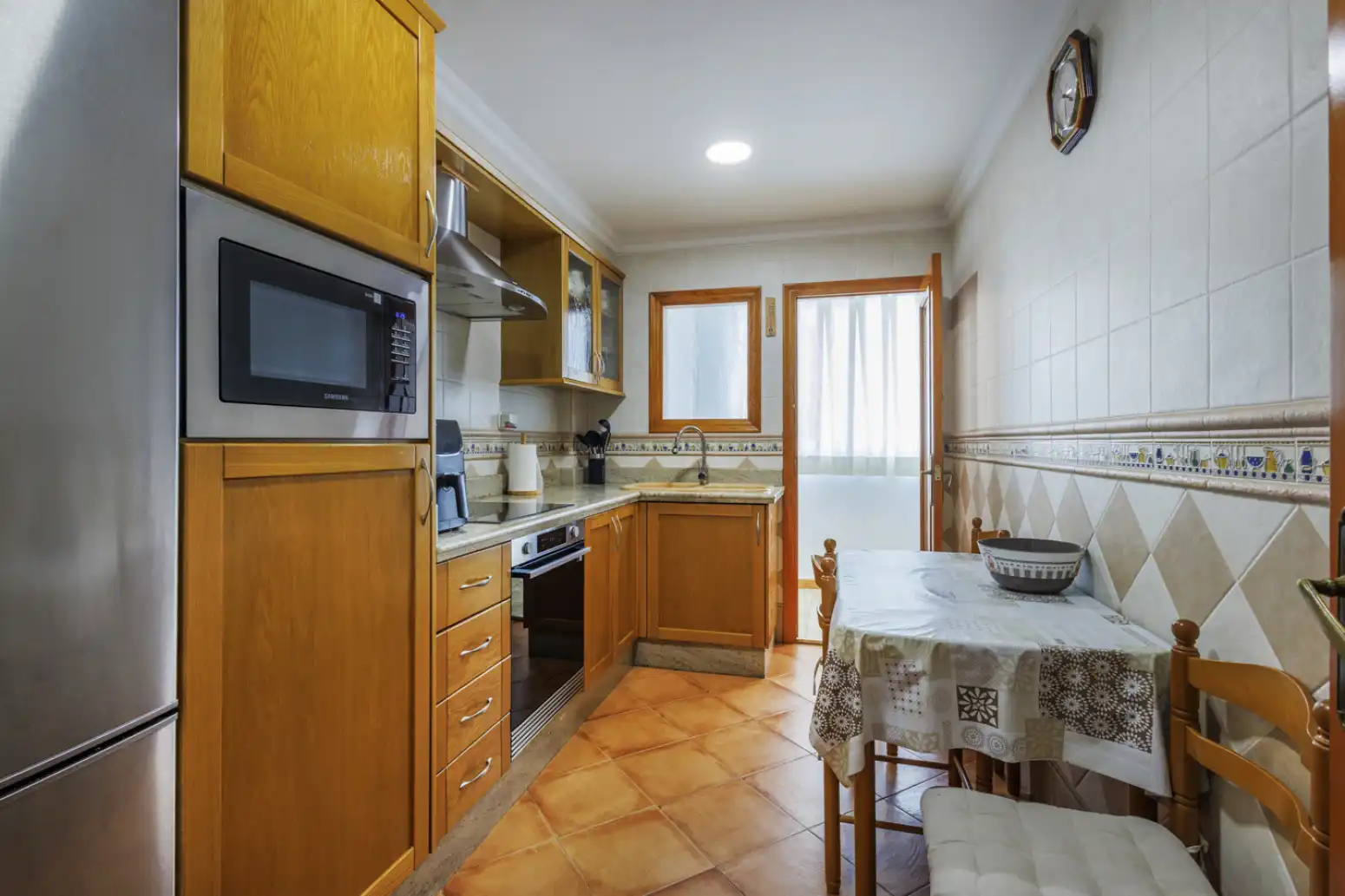 Küche von Einfamilien-Reihenhaus zum Verkauf in Carlet mit Terrasse und Balkon