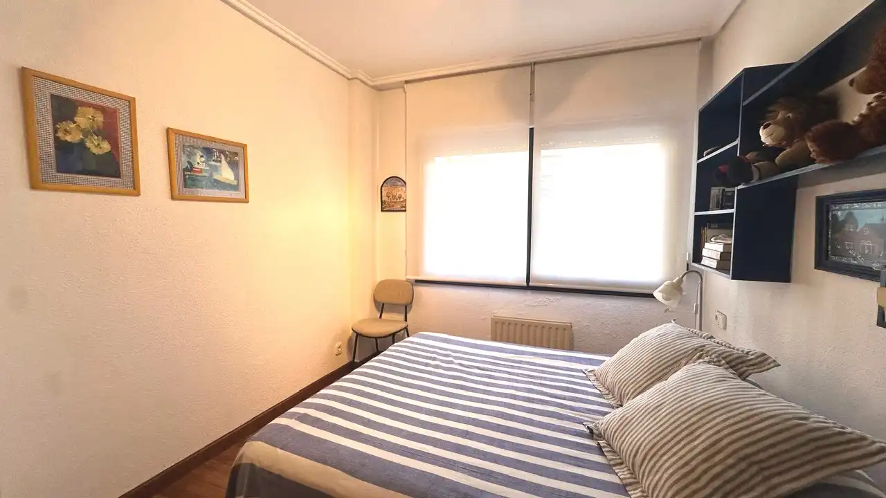 Habitación de Piso en venta en Castro-Urdiales con Calefacción, Trastero y Amueblado