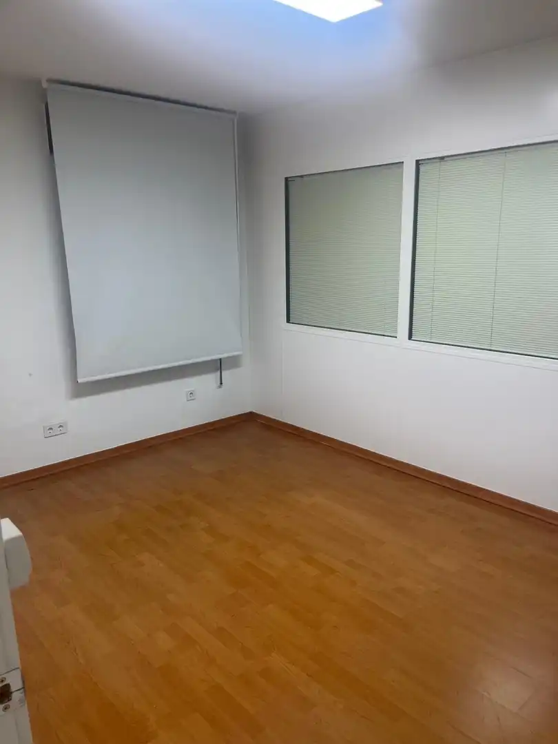 Office for rent in Oviedo   with Heating