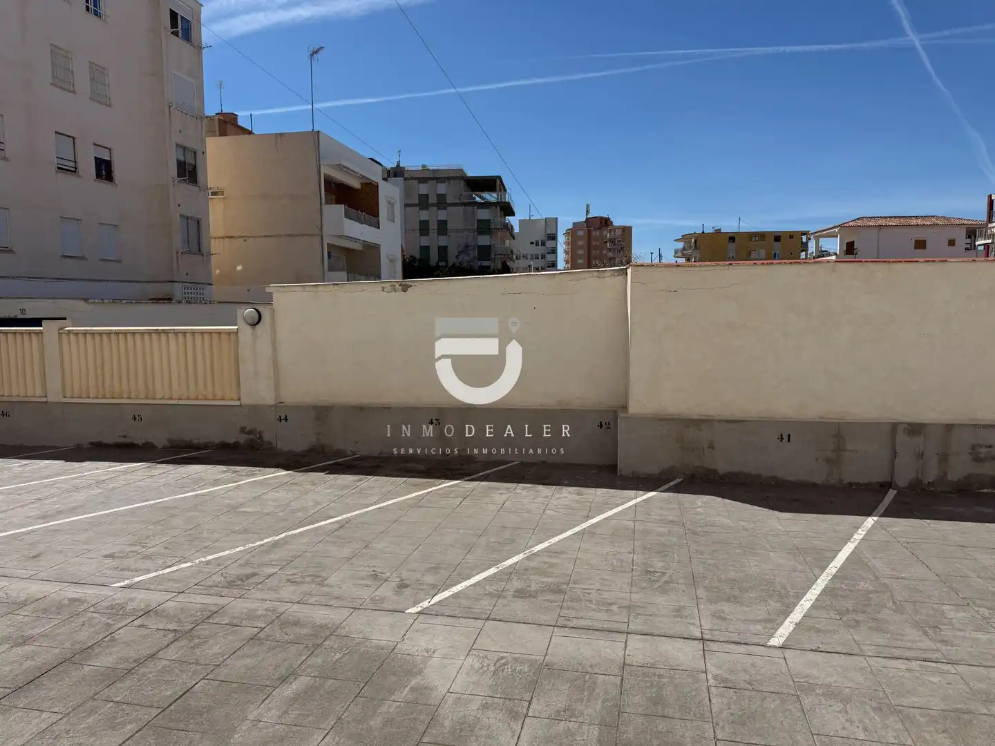 Aparcament de Apartament en venda en Piles amb Aire condicionat, Jardí privat i Terrassa