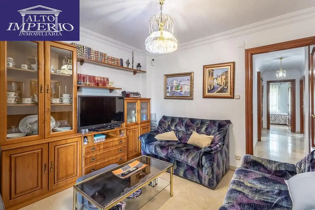 Piso con ascensor en venta en Calle ARQUITECTO JIMENEZ LACAL, imagen 15