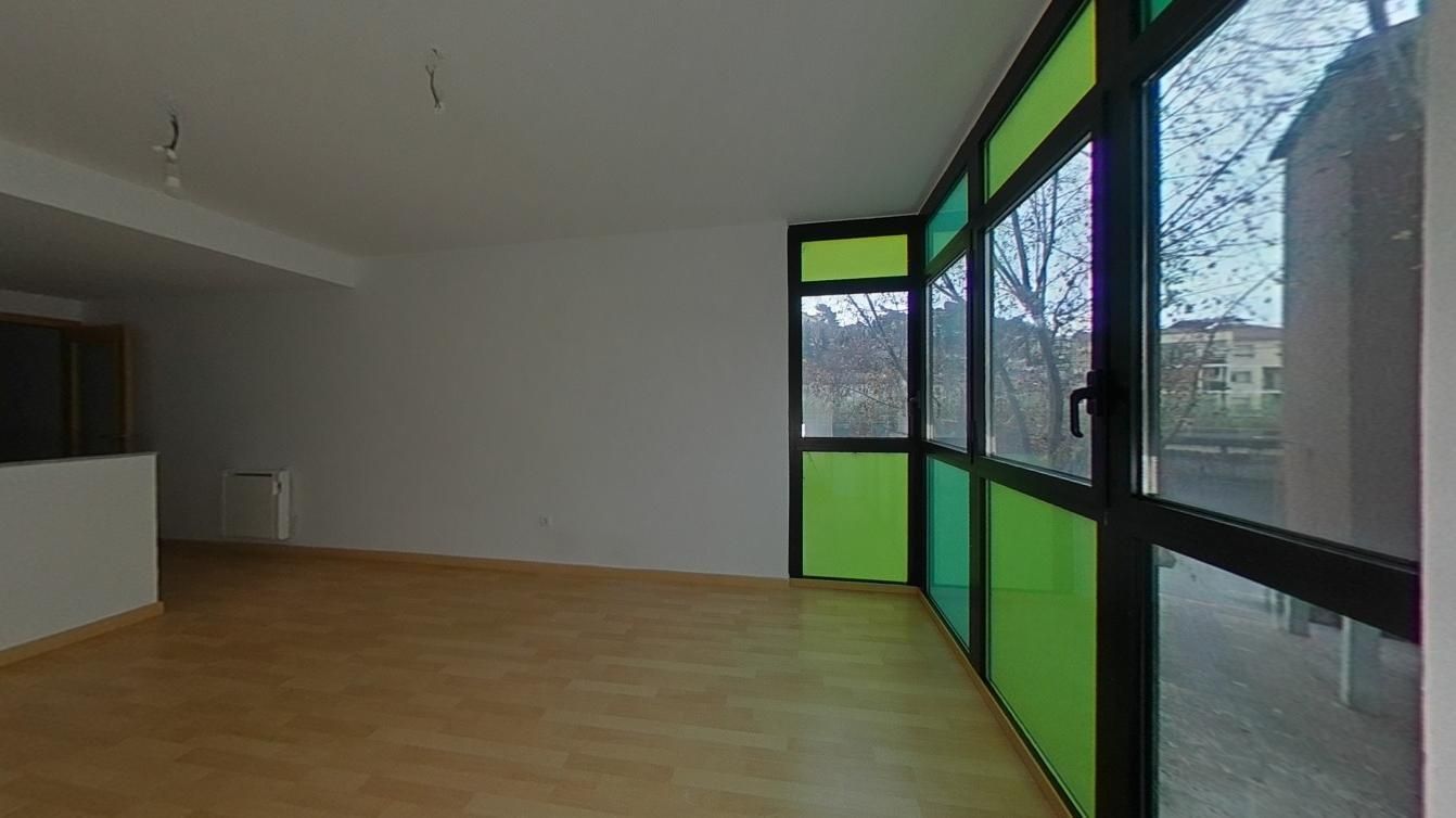 Flat for sale in Girona Capital  with Heating