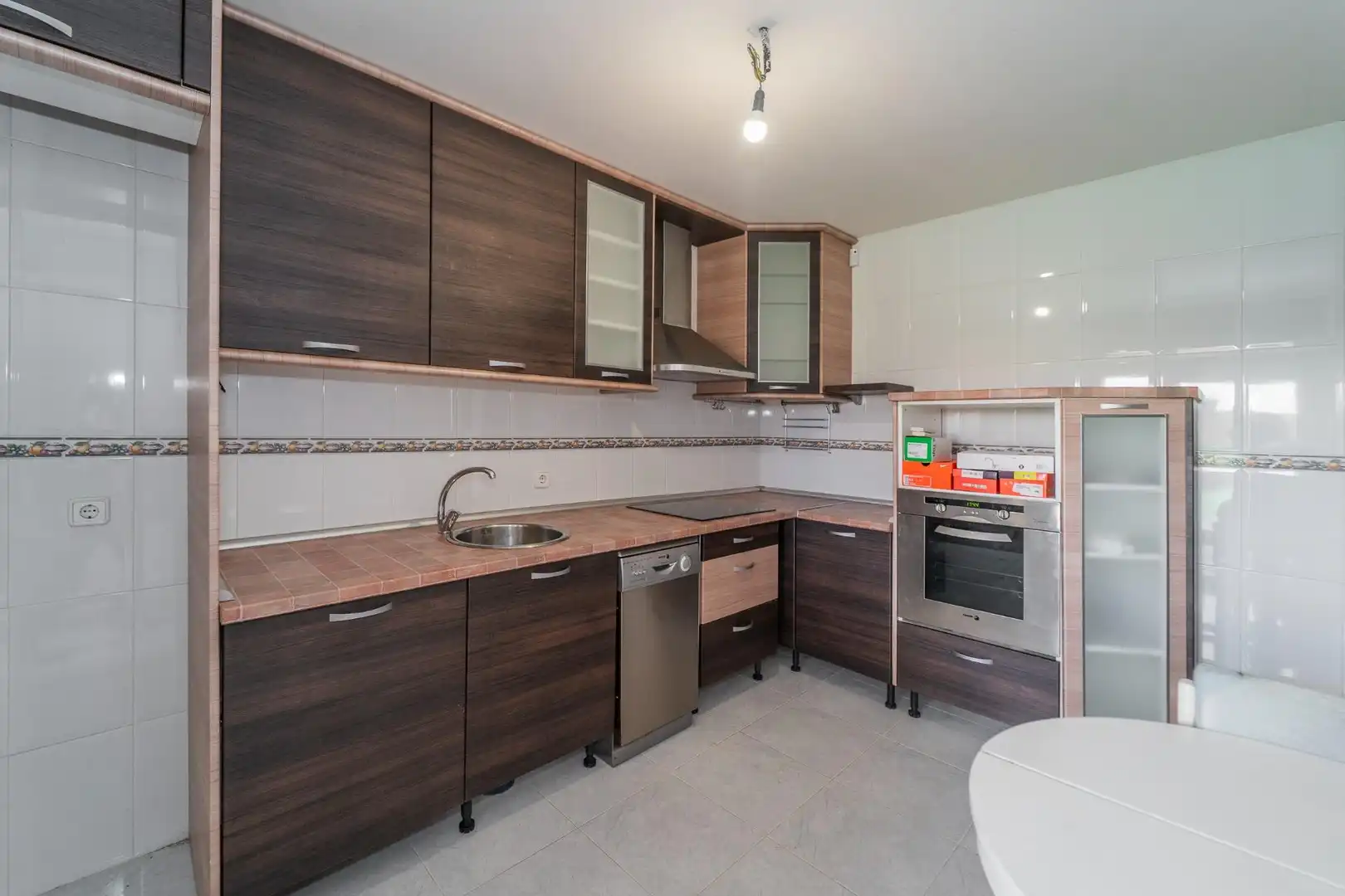 Cocina de Casa adosada en venta en Magán con Aire acondicionado, Calefacción y Jardín privado