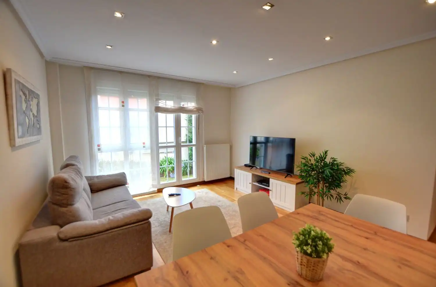 Living room of Flat for sale in Carreño  with Heating, Private garden and Terrace