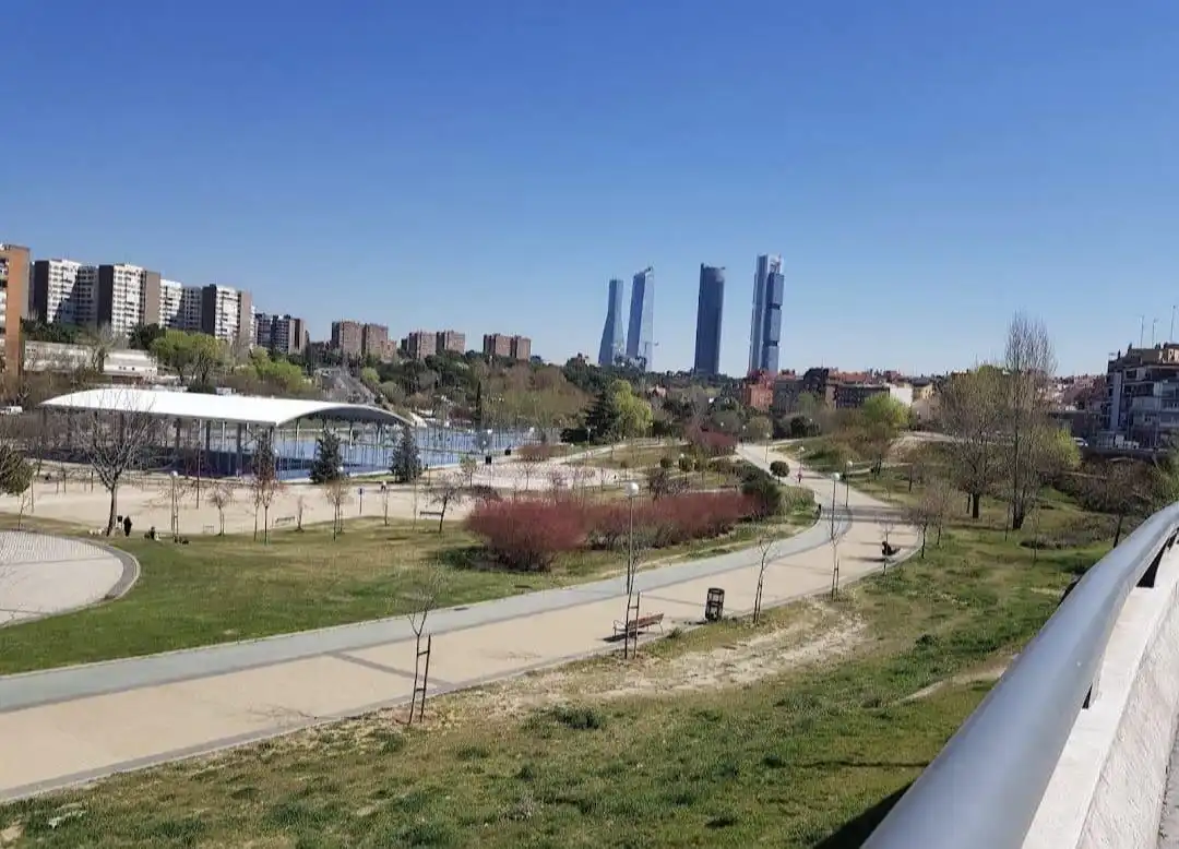 Vista exterior de Piso en venta en Madrid con Aire acondicionado y Calefacción