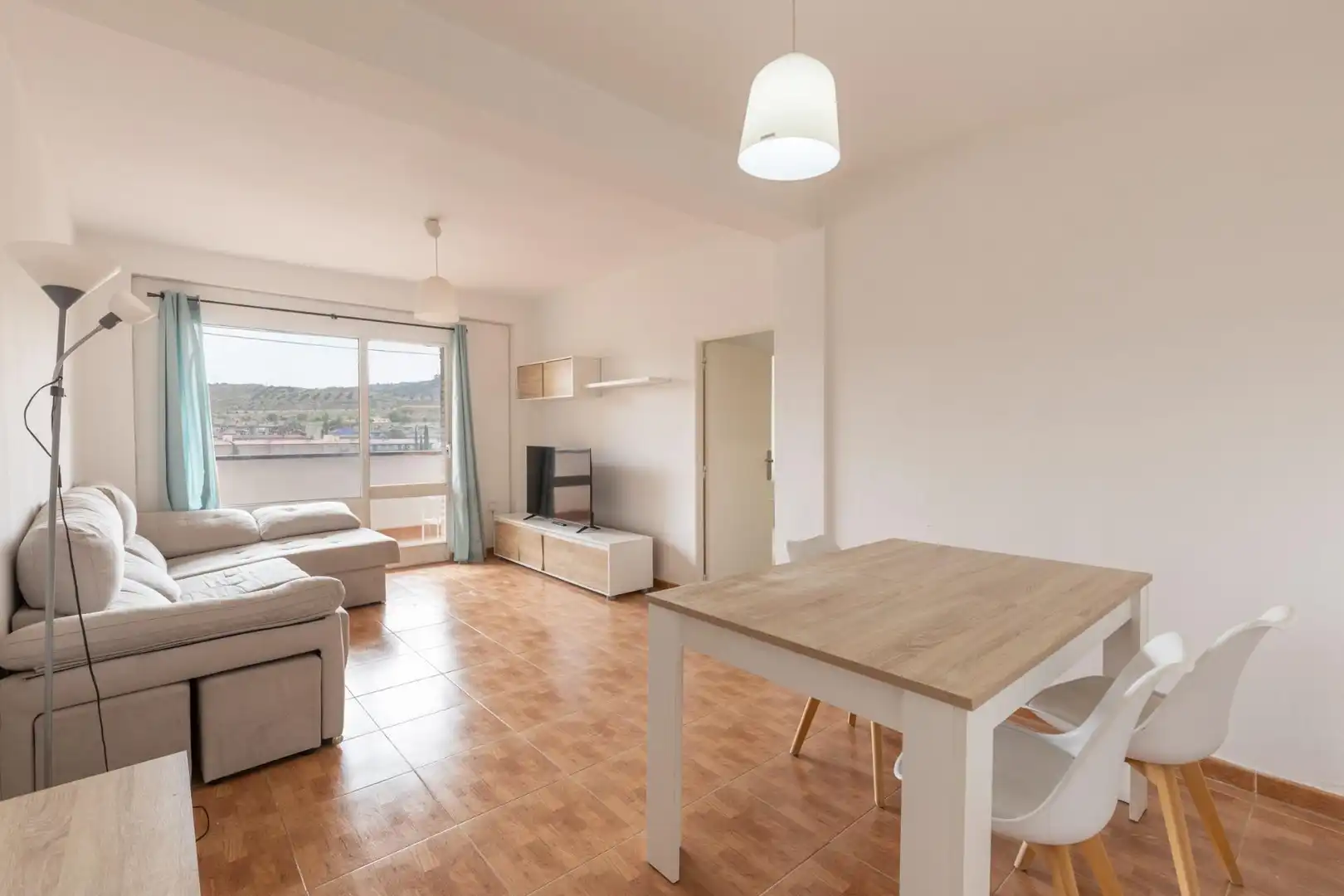 Sala de estar de Piso en venta en Granada con Terraza y Balcón