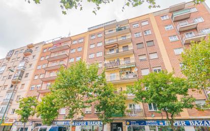 Exterior view of Flat for sale in Salamanca Capital  with Heating and Balcony