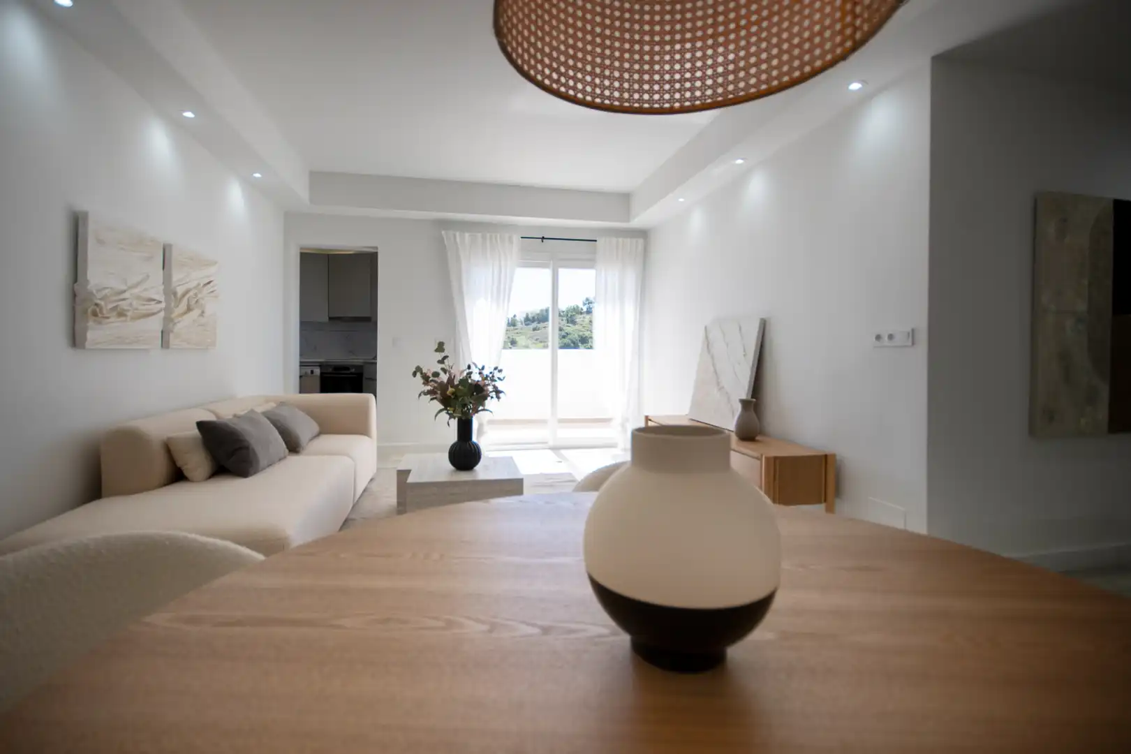 Sala d'estar de Pis en venda en Estepona amb Aire condicionat, Calefacció i Terrassa
