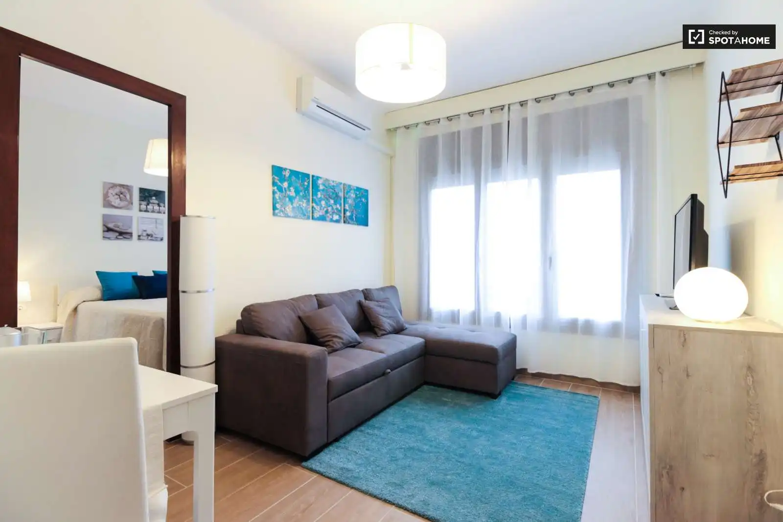 Sala d'estar de Apartament per a compartir en Barcelona amb Aire condicionat, Calefacció i Terrassa