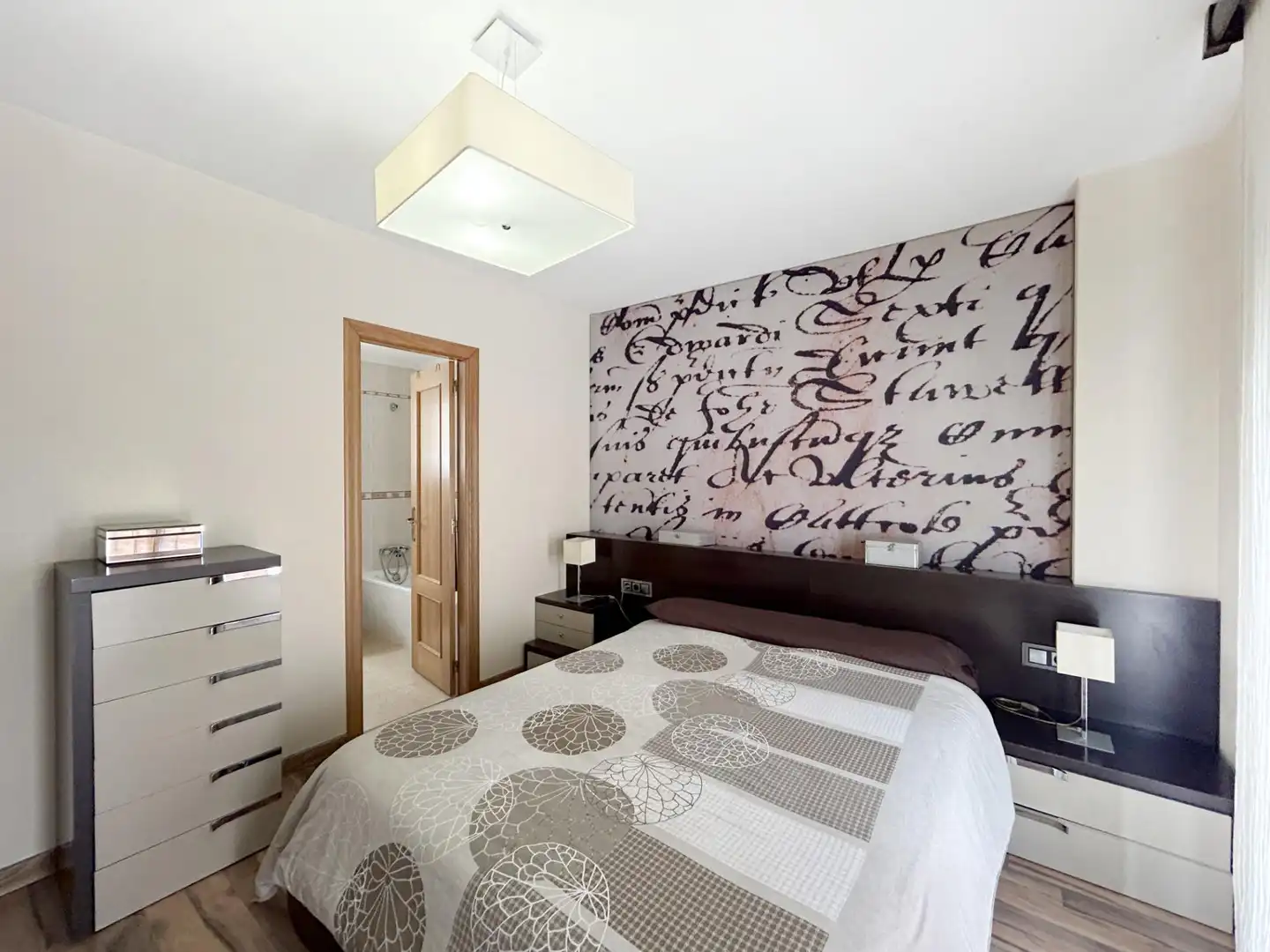 Habitación de Piso en venta en Monforte del Cid con Aire acondicionado, Calefacción y Alarma
