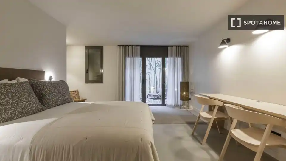 Piso con terraza en alquiler en Eixample, imagen 8