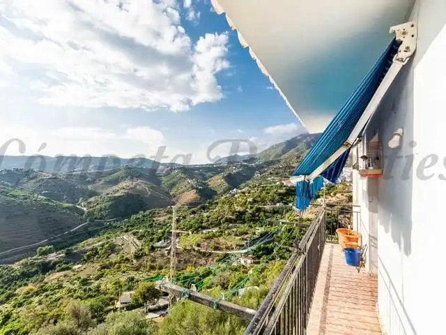 Casa adosada en venta en Frigiliana
