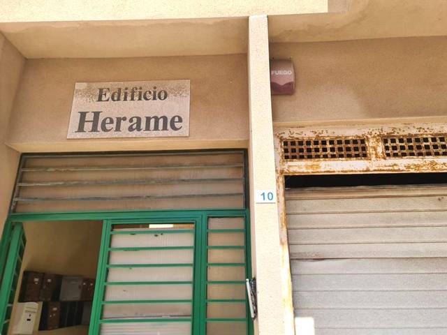 Garaje en Venta en Roquetas Pueblo