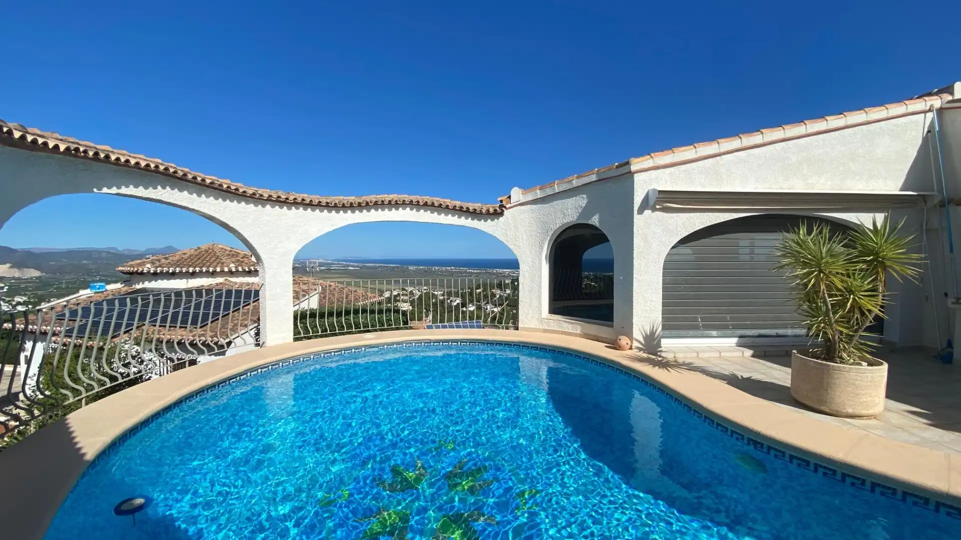 Piscina de Casa o chalet en venta en El Ràfol d'Almúnia con Aire acondicionado, Jardín privado y Terraza