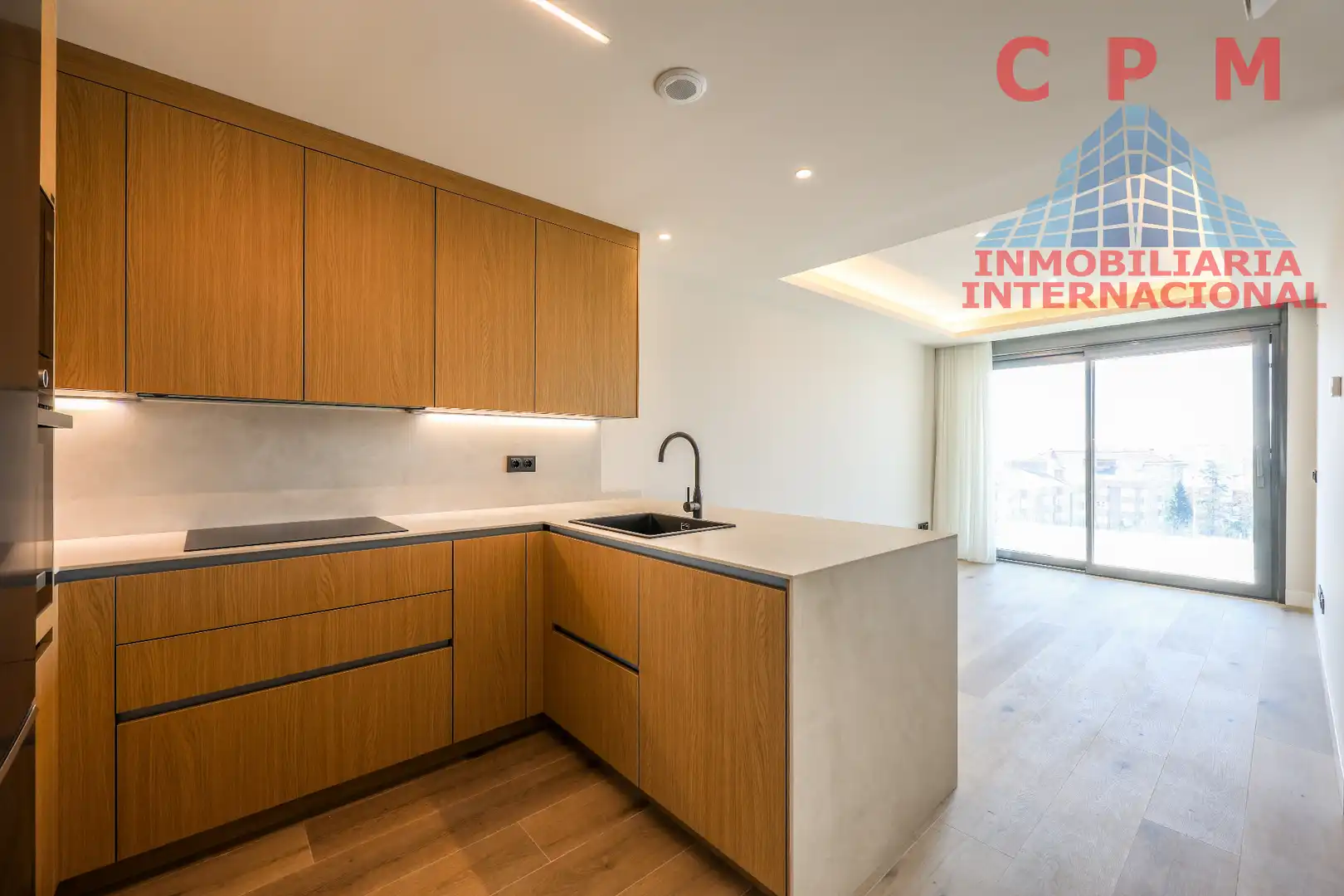 Cocina de Piso de alquiler en Madrid con Aire acondicionado, Calefacción y Trastero