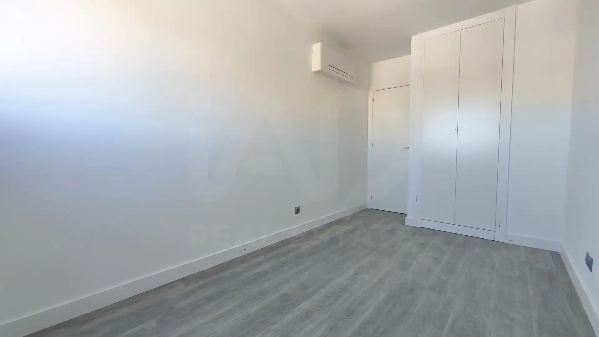 Flat to rent in Calle CL CALISTO GARCIA PARRA 21 Es:1 Pl:01 Pt:05 5 5, imagen 8