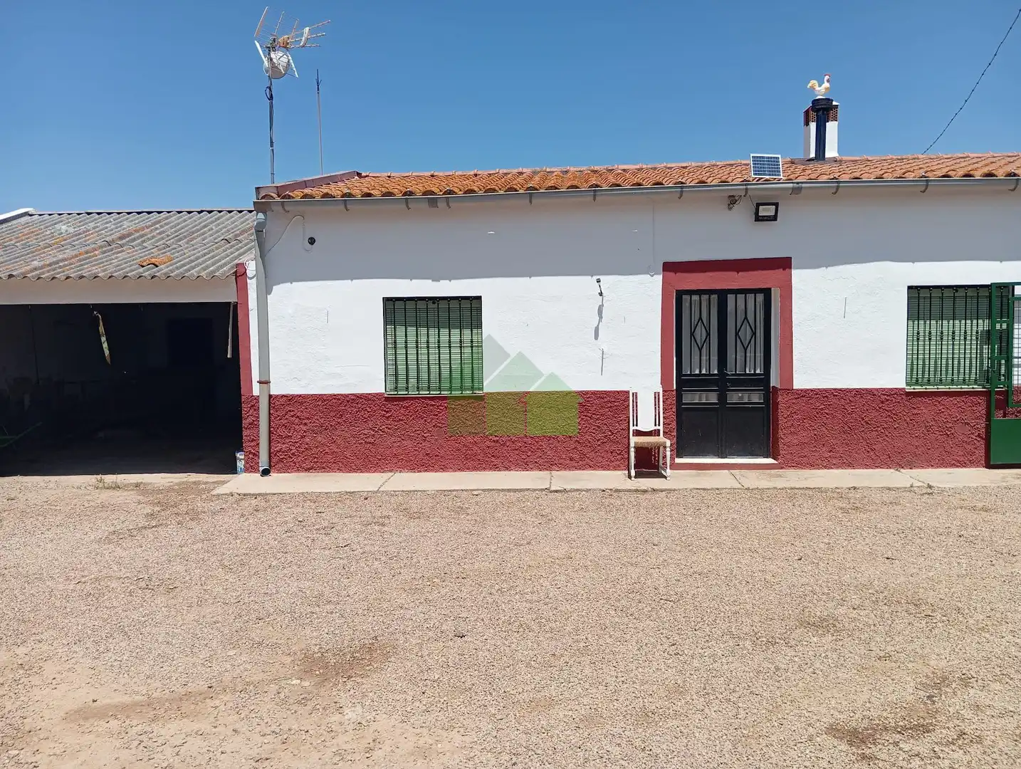 Vista exterior de Casa o chalet en venta en Montijo con Aire acondicionado, Trastero y TV