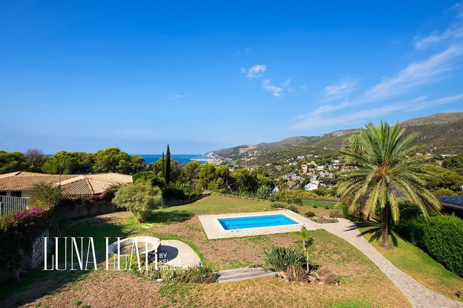 Exterior view of Houses for sale in Castelldefels  with Air Conditioner and Parquet flooring