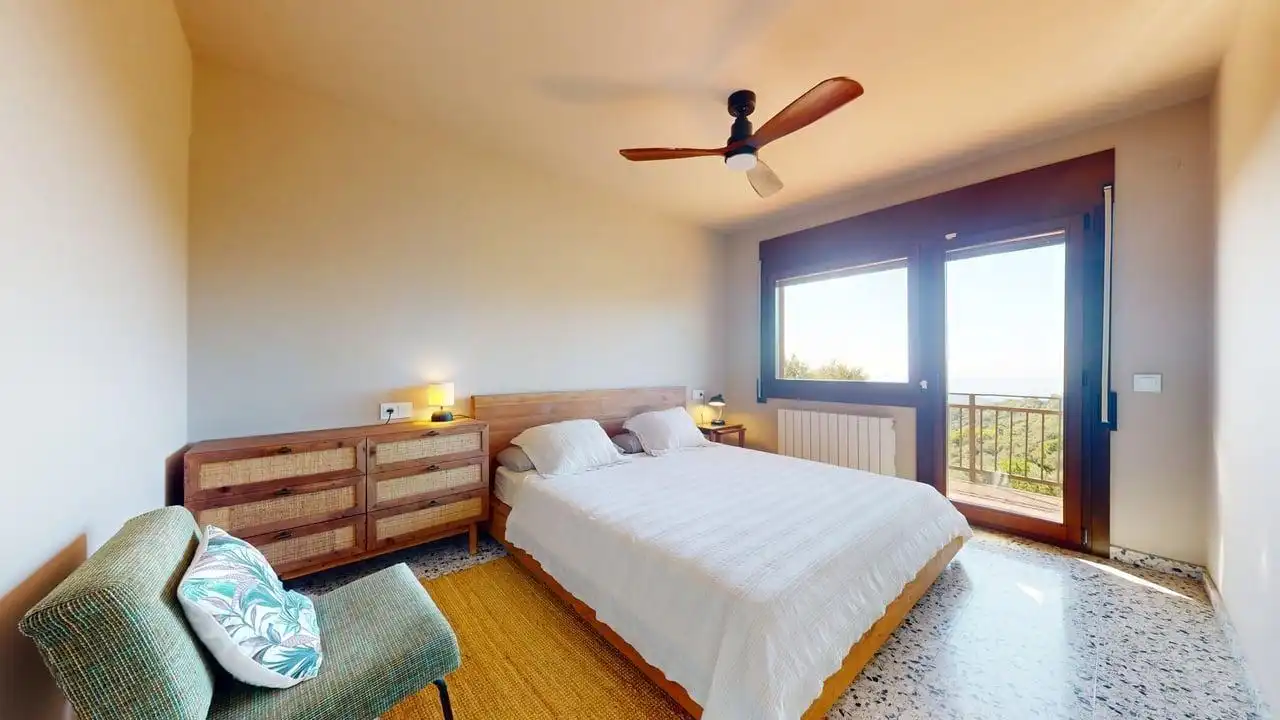 Dormitori de Casa o xalet en venda en Niàgara Parc - Ágora Parc