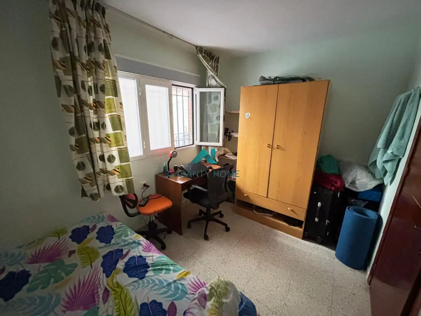 Habitación de Piso de alquiler en Jaén con Amueblado y Balcón