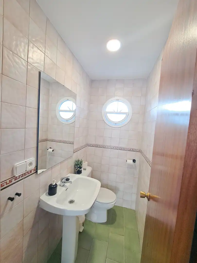 Casa amb terrassa de lloguer a Centro - Calzada - Cabo Noval, imagen 10