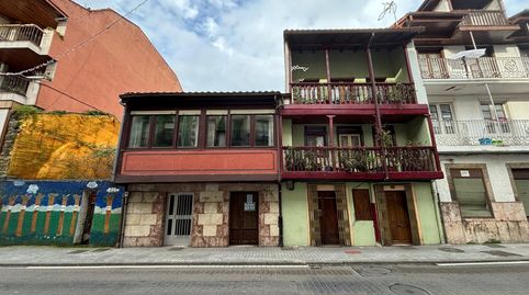 Excelente casa en el centro de Ampuero, con todos los servicios a un paso