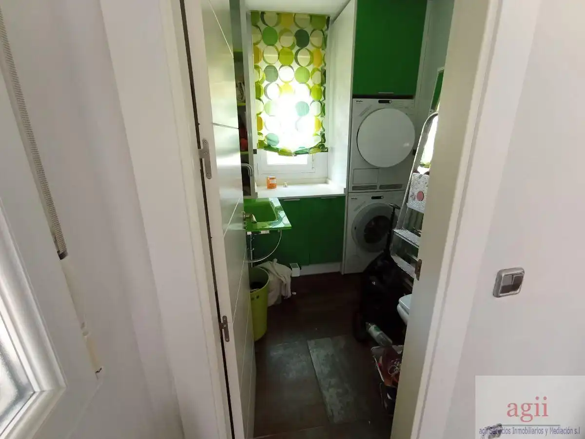 Cuina de Casa o xalet en venda en Valdeaveruelo amb Aire condicionat, Calefacció i Piscina